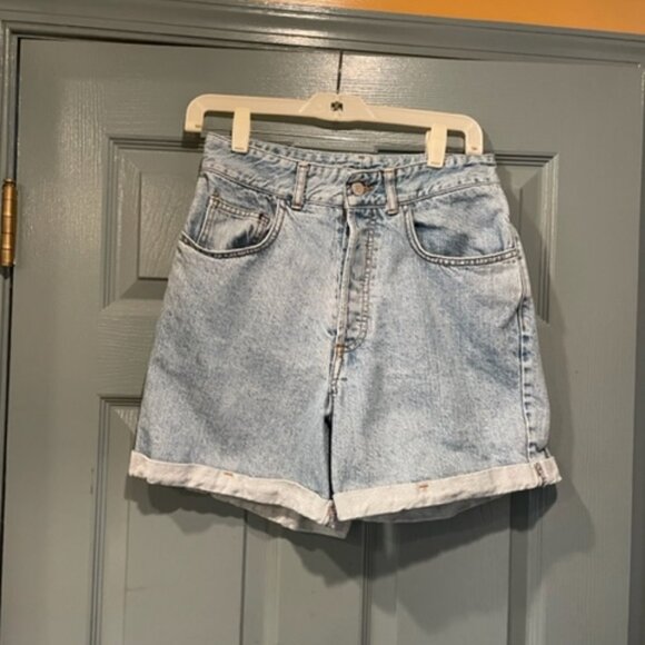 Guess by Georges Marciano denim shorts, 90s. 28.5" W. excellent cond., worn once - Picture 1 of 5